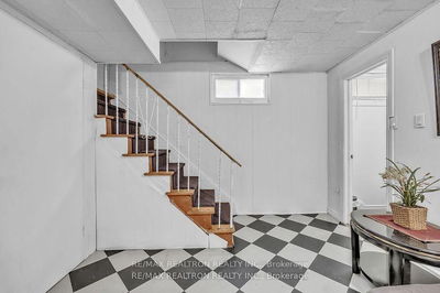 Unit Bsmnt — 165 Woodsworth Rd, Toronto - St. Andrew-Windfields image-0-2