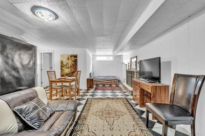 Unit Bsmnt — 165 Woodsworth Rd, Toronto - St. Andrew-Windfields image-0-4