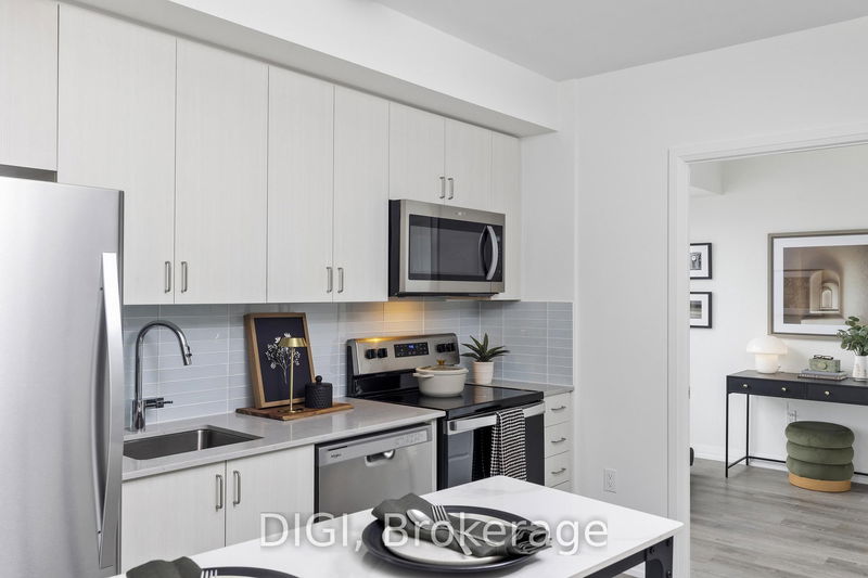 home for lease on 2109-325 Yorkland Boulevard