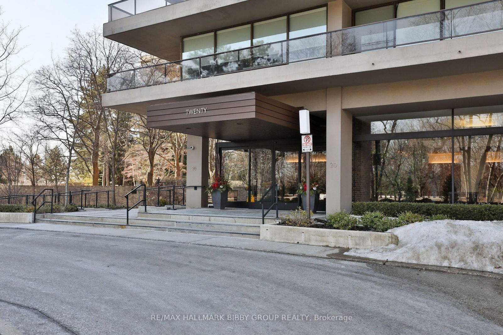 Condo for sale at 601-20 Avoca Avenue, Toronto, Rosedale-Moore Park, M4T 2B8 - MLS: C12014306