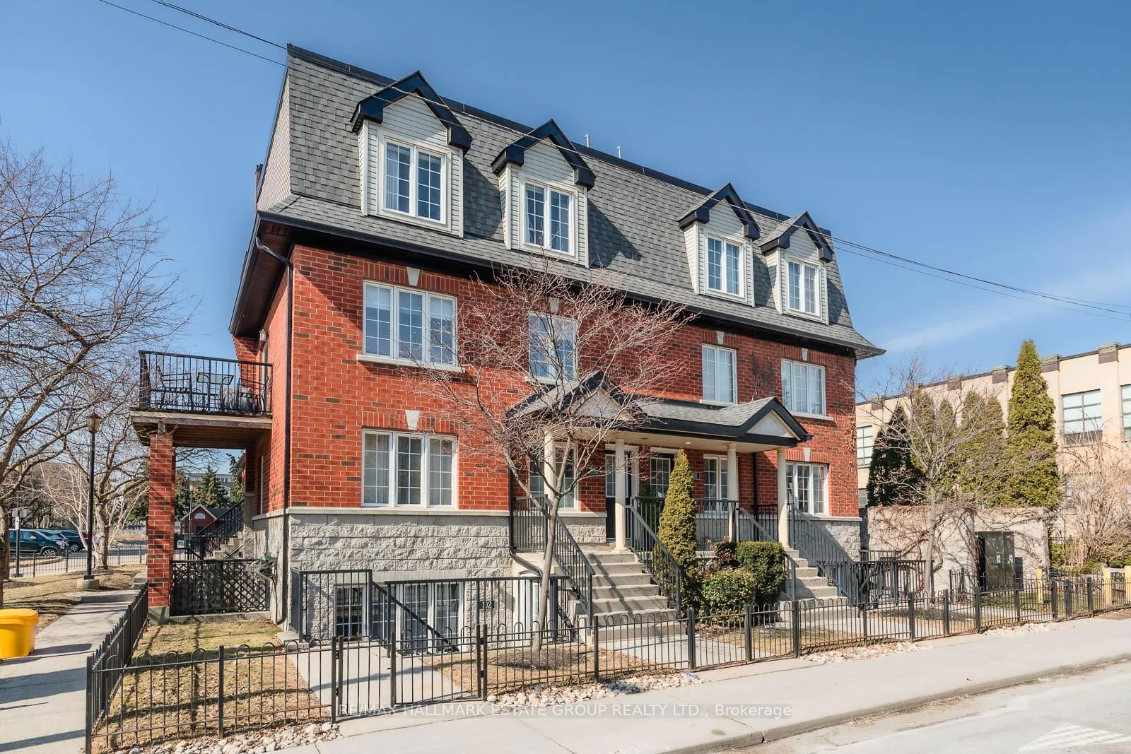 Townhouse for sale at 202-262 St Helens Avenue, Toronto, Dufferin Grove, M6H 4A4 - MLS: C12014326