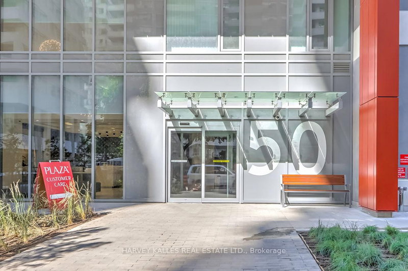 TH117 - 50 Dunfield Ave, Toronto, M4S 0E4 | Image 2