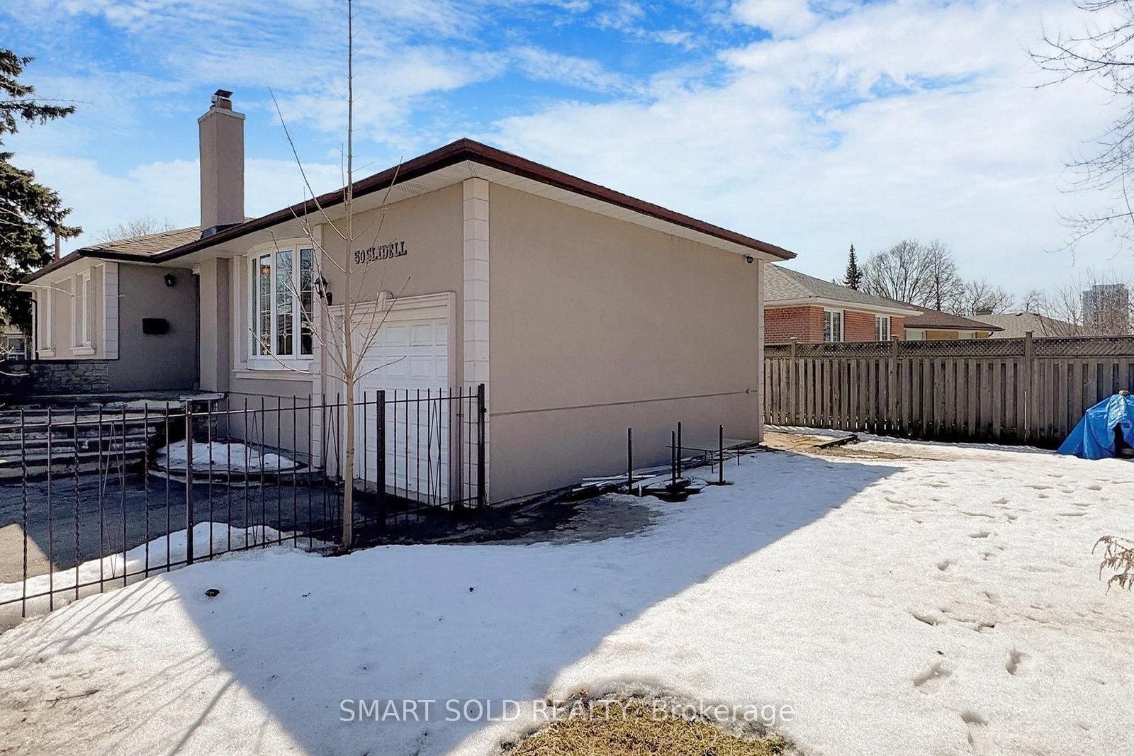 Listing Image 3