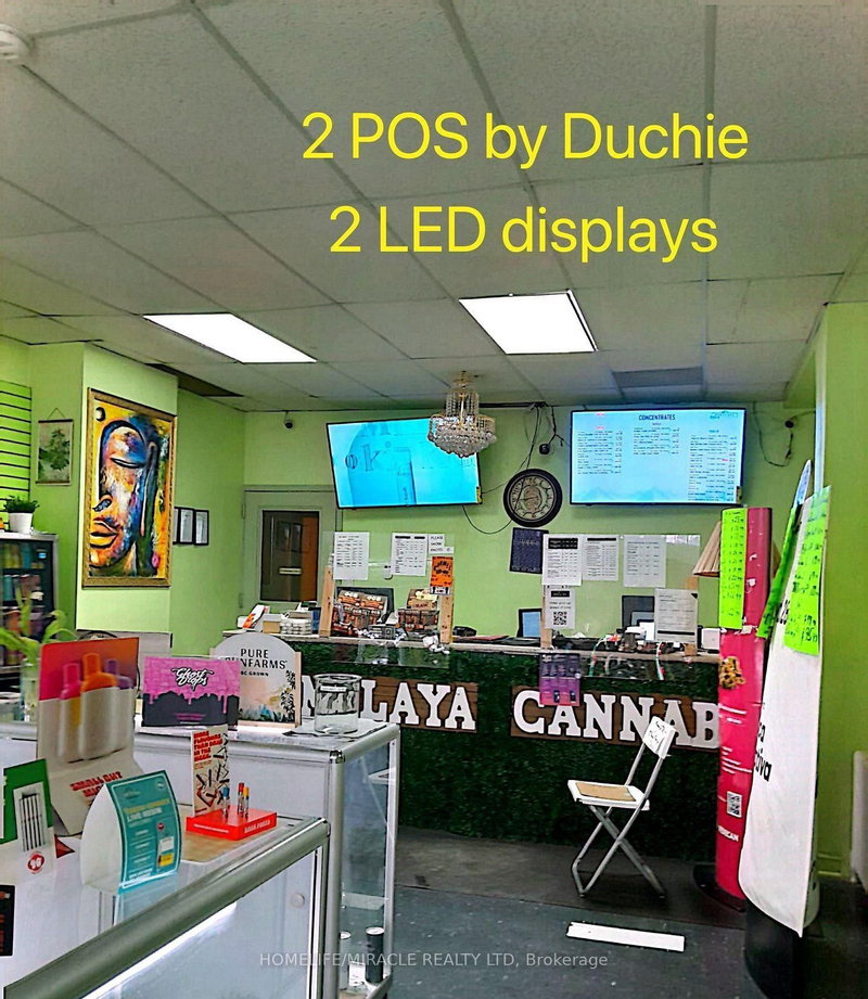 871 Dundas St, Toronto, M6J 1V6 | Image 2