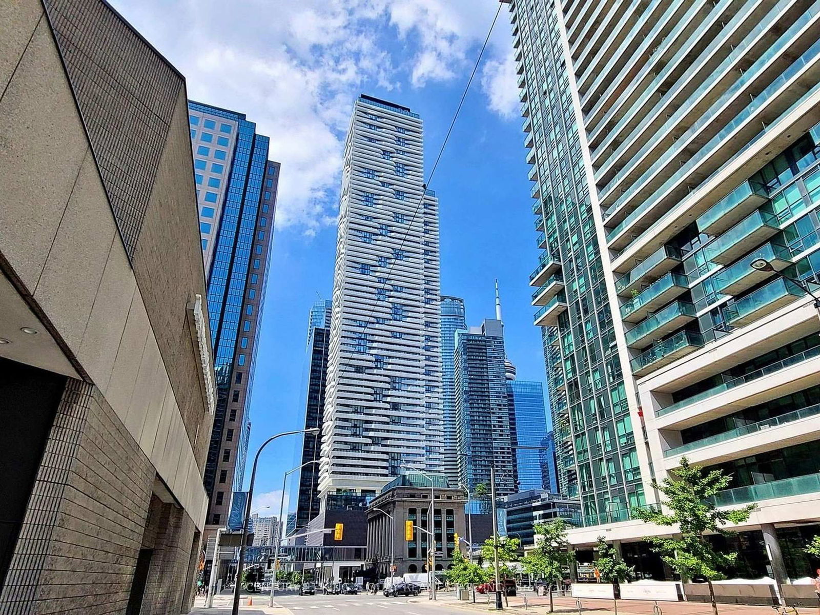 Condo for sale at 3402-88 Harbour Street, Toronto, Waterfront Communities C1, M5J 0C3 - MLS: C12015236