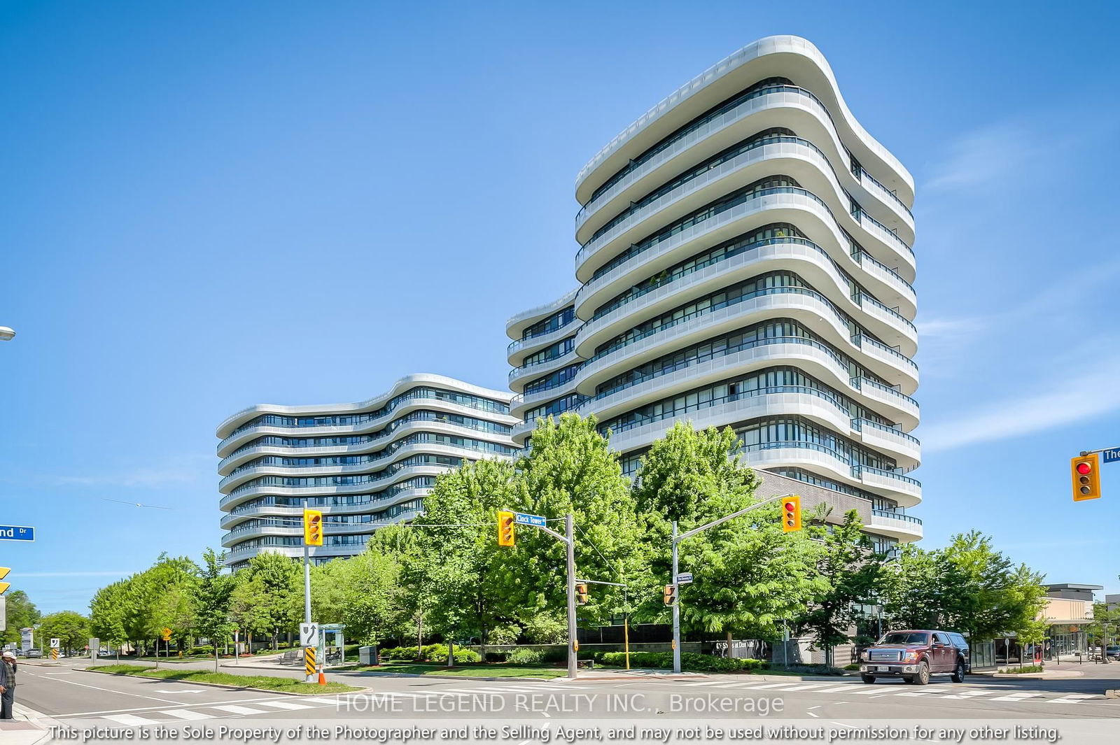 Condo for sale at 602-99 The Donway Way, Toronto, Banbury-Don Mills, M3C 0N8 - MLS: C12015707