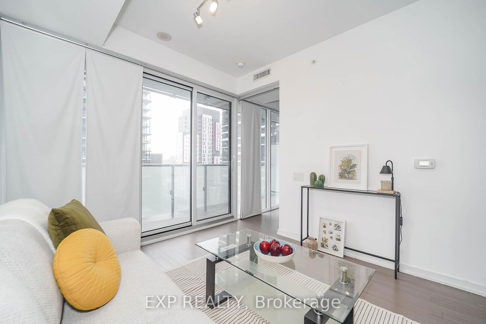 Condo for sale at 2901-101 Peter Street, Toronto, Waterfront Communities C1, M5V 0G6 - MLS: C12016300