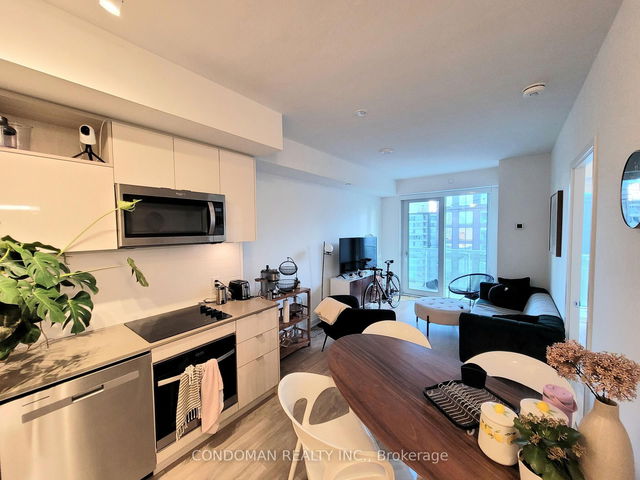 2408 - 100 Dalhousie Street