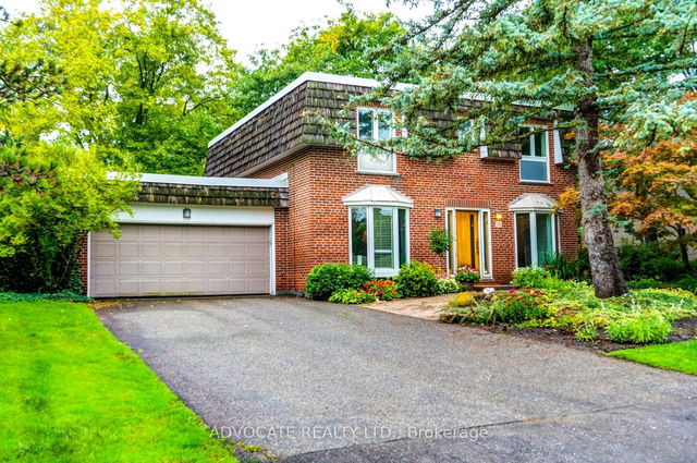 16 Rollscourt Drive