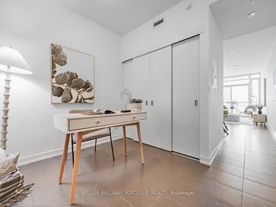 Unit 2012 — 170 Fort York Blvd, Toronto - Waterfront Communities C1 image-0-3