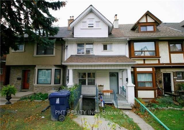 home for lease on 02-636 Manning Avenue