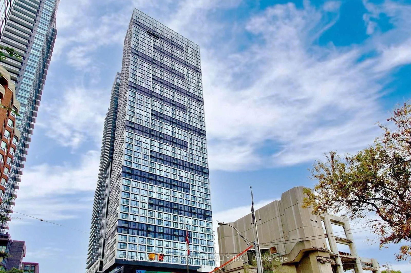 Condo sold at 5303-181 Dundas Street, Toronto, Moss Park, M5A 0N5 - MLS: C12018709