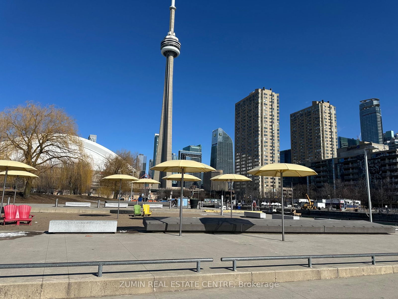 Condo for sale at 1304-260 Queens Quay, Toronto, Waterfront Communities C1, M5J 2N3 - MLS: C12018720