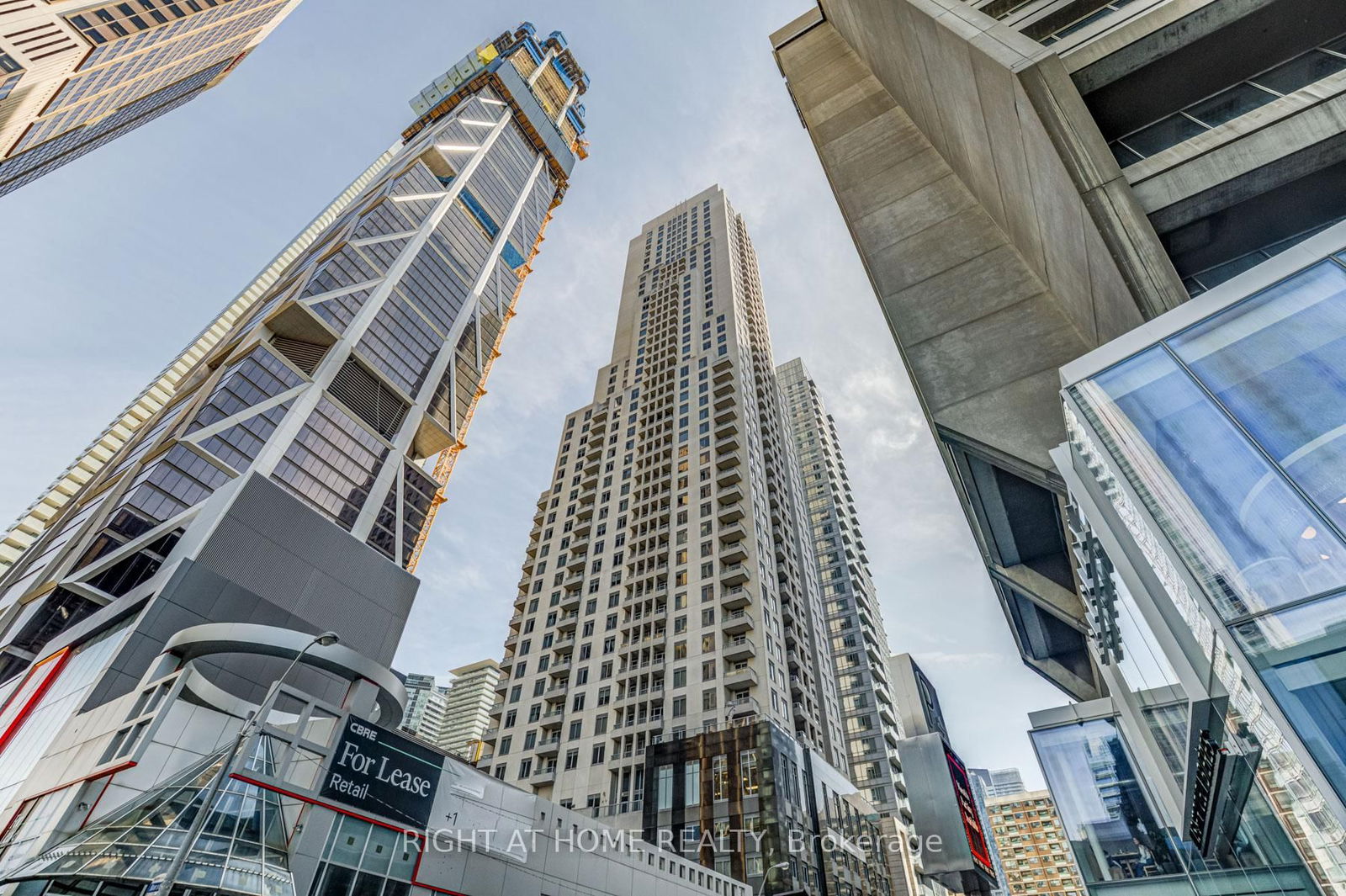 Condo for sale at 3101-35 Balmuto Street, Toronto, Bay Street Corridor, M4Y 0A3 - MLS: C12019876