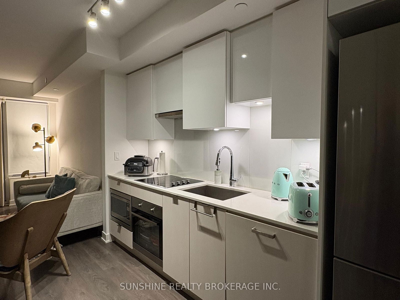 Condo for sale at 1607-99 Broadway Avenue, Toronto, Mount Pleasant West, M4P 0E3 - MLS: C12019956