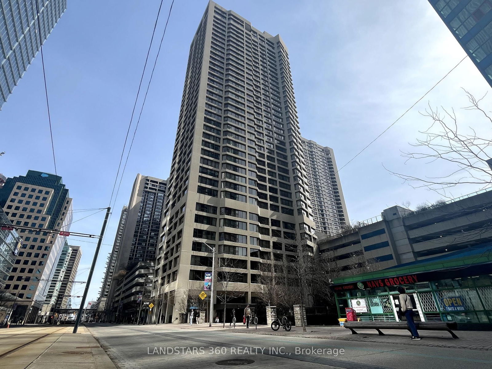 Condo for sale at 3311-55 Harbour Square, Toronto, Waterfront Communities C1, M5J 2L1 - MLS: C12020121