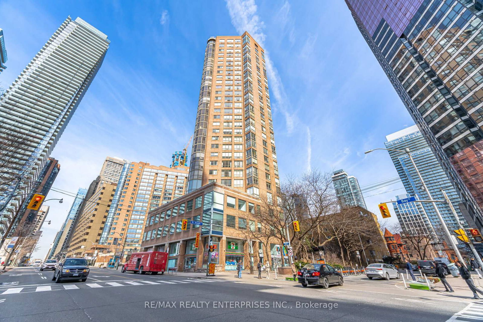 Condo for sale at 2205-44 St Joseph Street, Toronto, Bay Street Corridor, M4Y 2W4 - MLS: C12020189