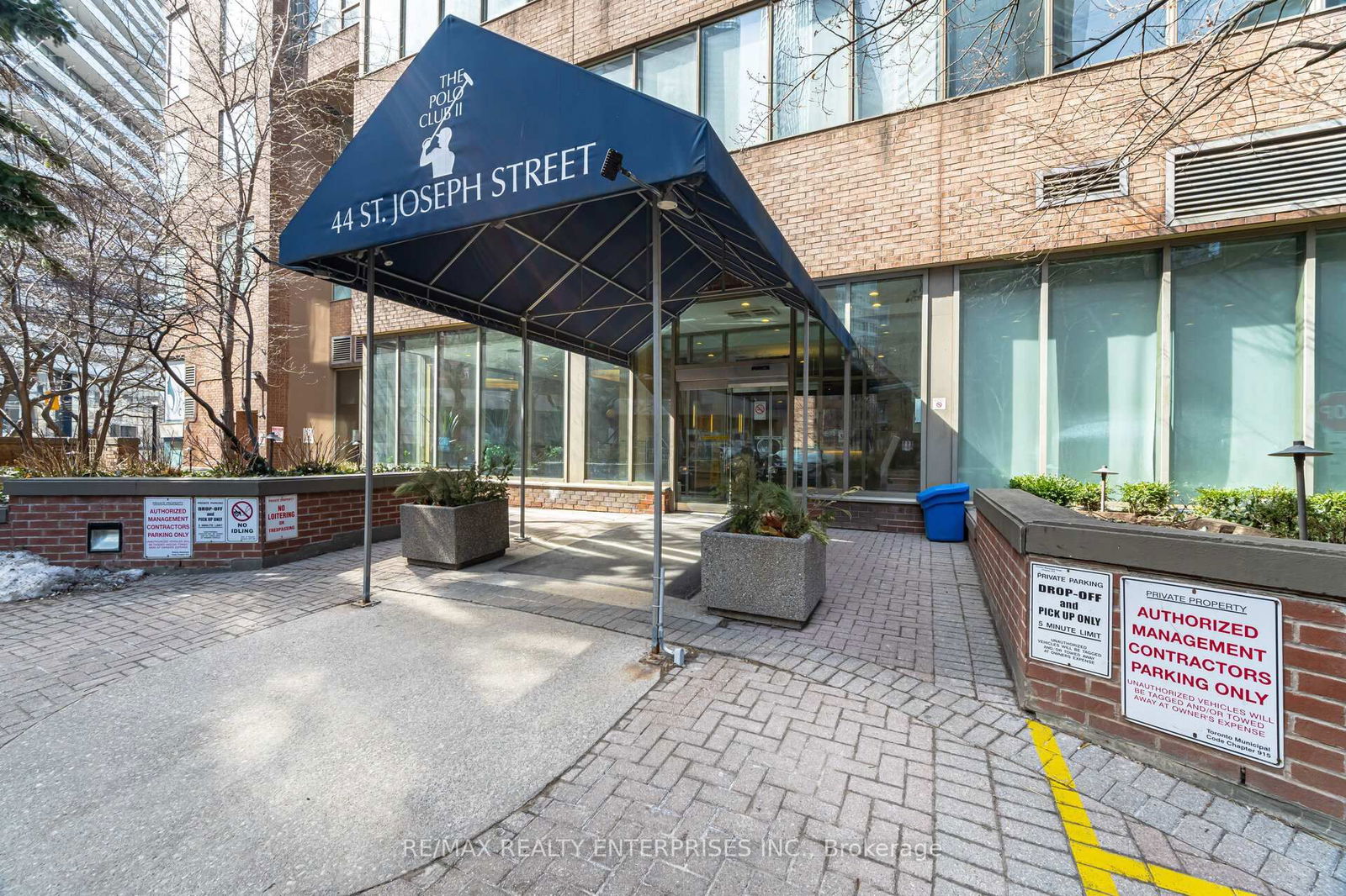 Condo for sale at 2205-44 St Joseph Street, Toronto, Bay Street Corridor, M4Y 2W4 - MLS: C12020189