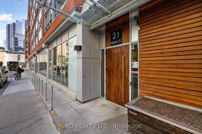 Unit 732 — 21 Nelson St, Toronto - Waterfront Communities C1 image-0-2