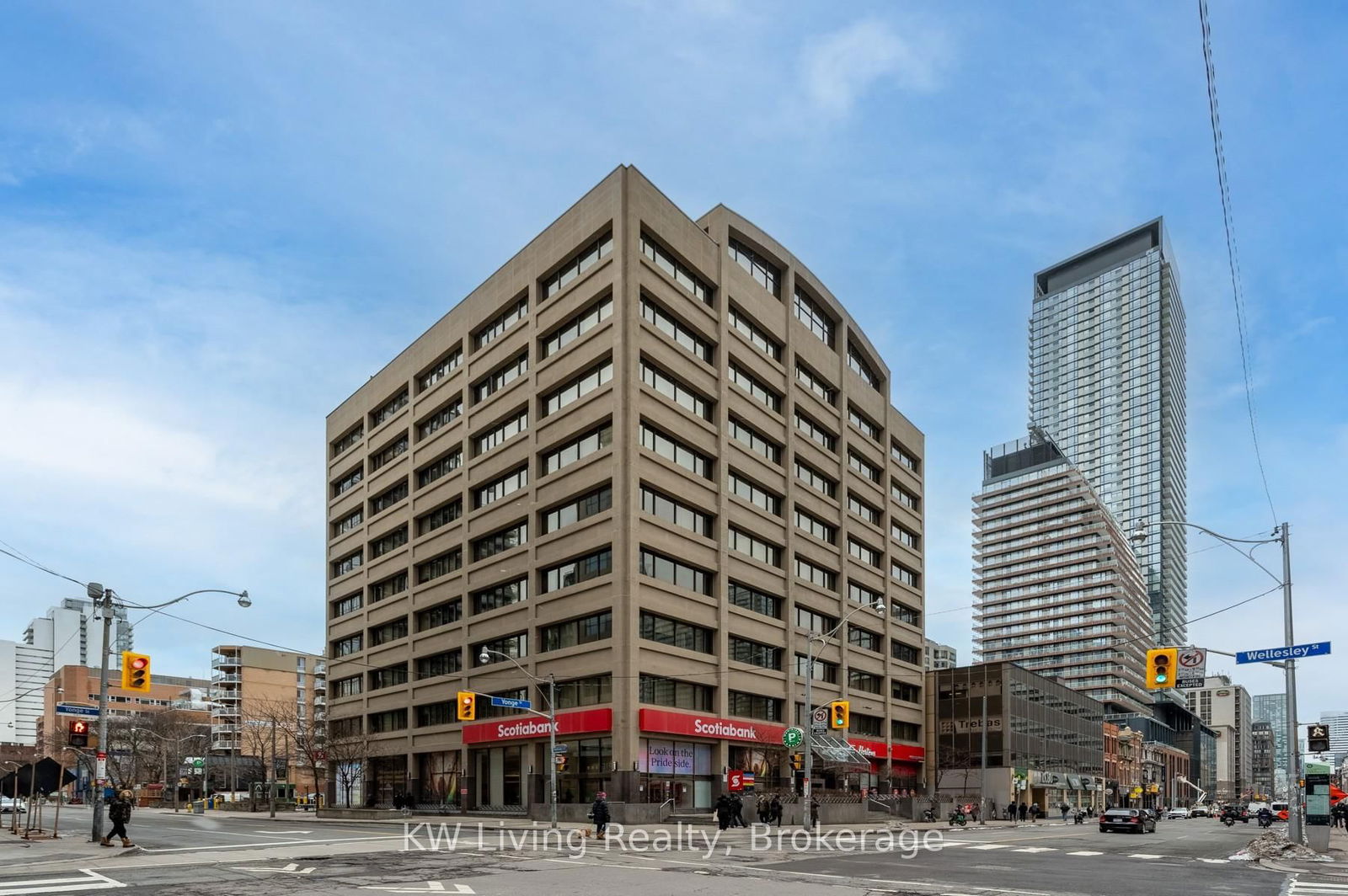 Condo for sale at 404-555 Yonge Street, Toronto, Church-Yonge Corridor, M4Y 3A6 - MLS: C12021055