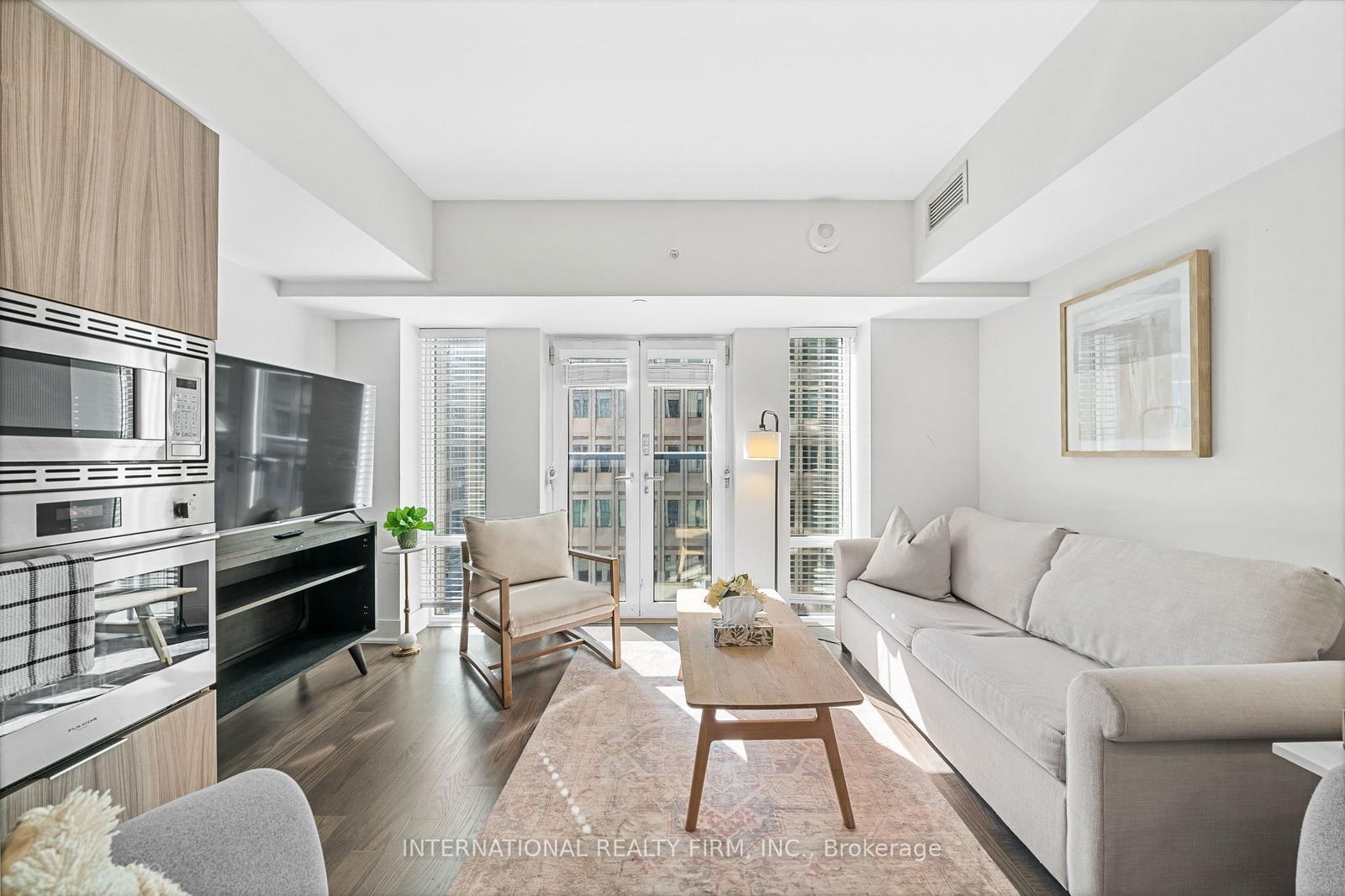 Condo for sale at 617-955 Bay Street, Toronto, Bay Street Corridor, M5S 2A2 - MLS: C12021580