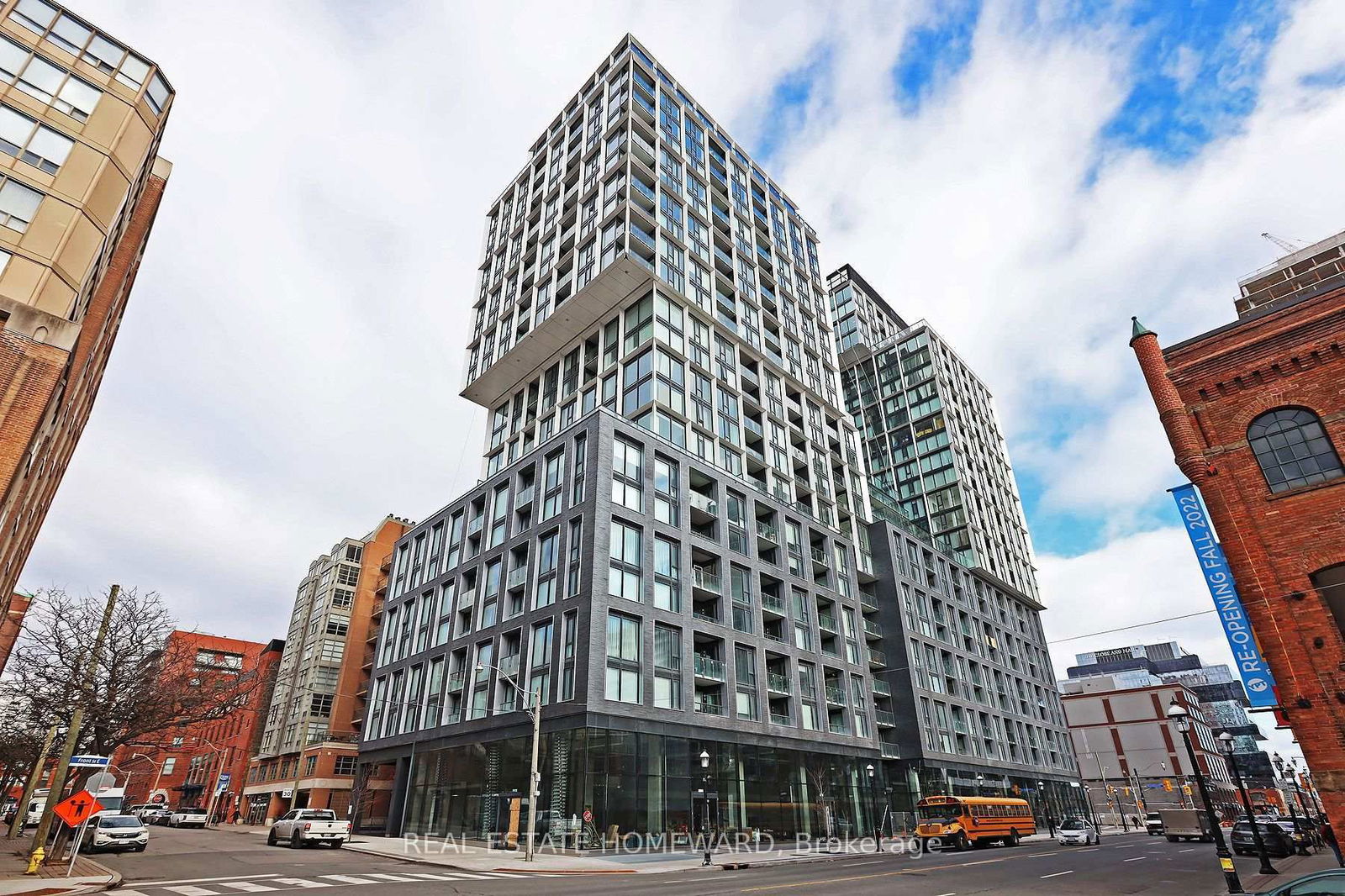 Condo for sale at 706-158 Front Street, Toronto, Moss Park, M5A 1E5 - MLS: C12021632