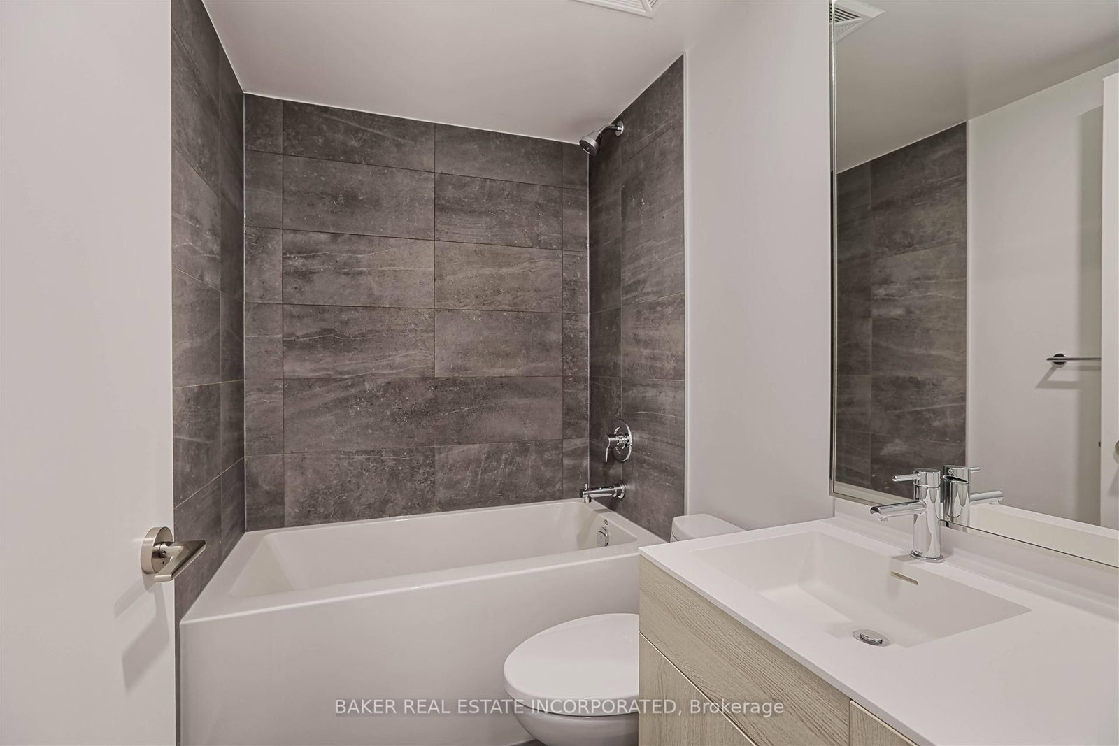 28 Eastern Avenue, Unit 605 - Photo 20