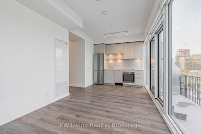Unit 510 — 20 Tubman Avenue — photo 6