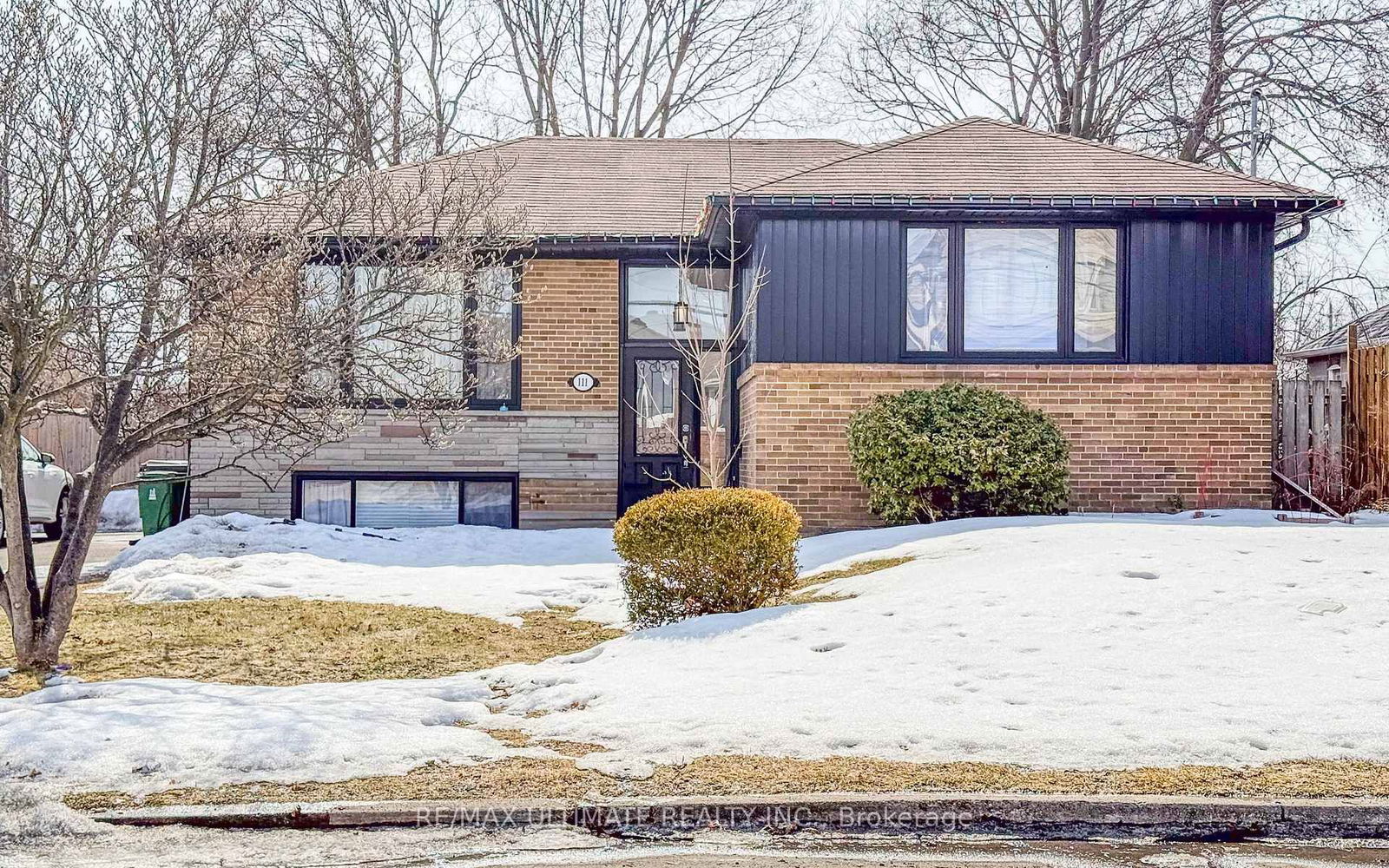 Building at 111 Combe Avenue, Toronto, Bathurst Manor