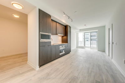 Unit N2406 — 7 Golden Lion Hts, Toronto - Newtonbrook East image-0-4