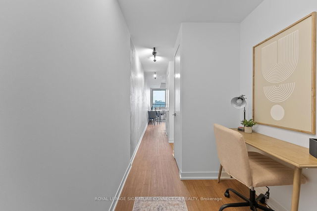 1415 - 195 McCaul Street