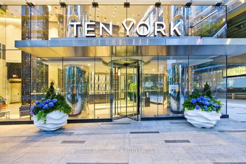 home for lease on 6103-10 York Street