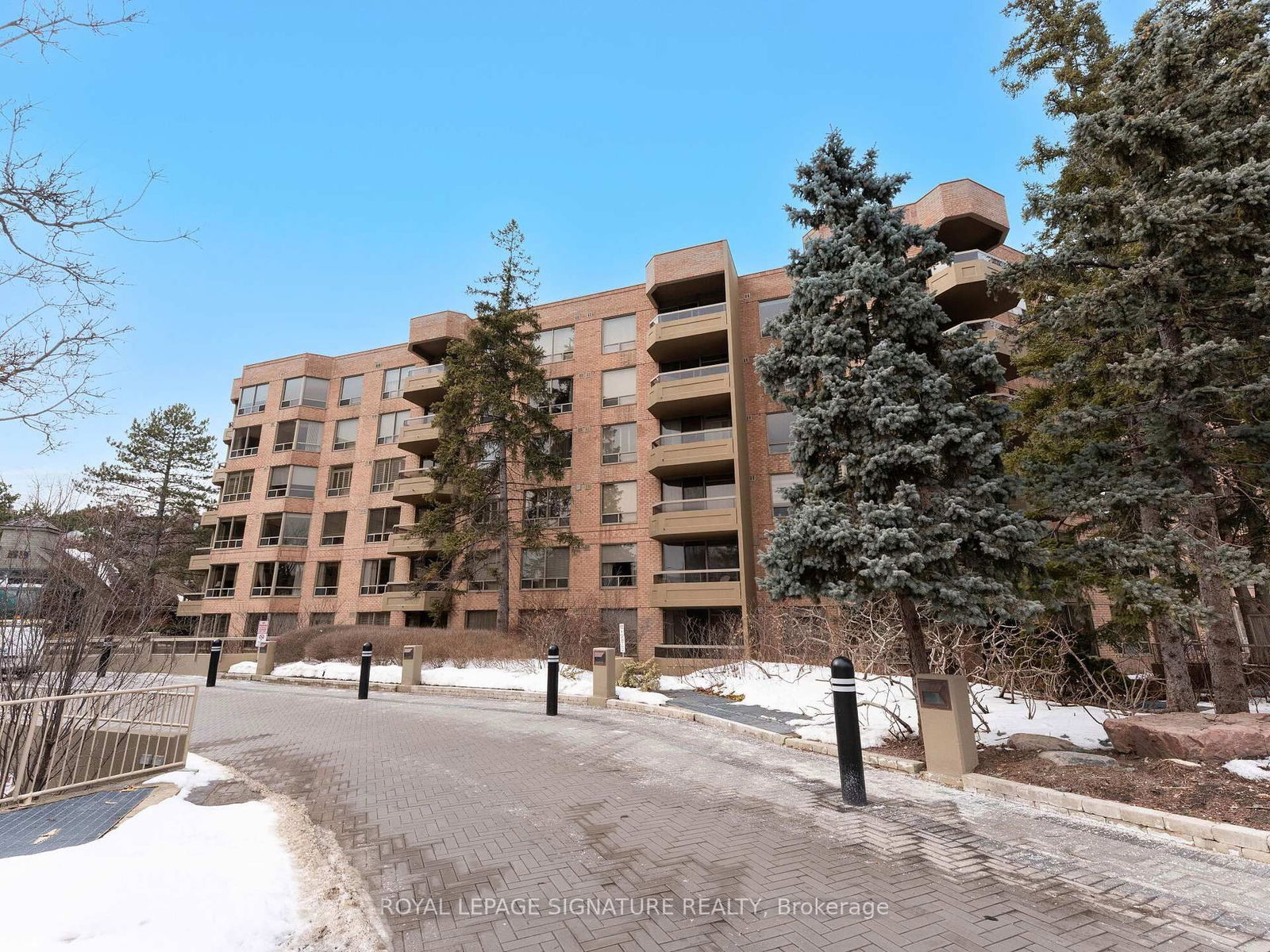 Condo for sale at 220-1200 Don Mills Road, Toronto, Banbury-Don Mills, M3B 3N8 - MLS: C12023165