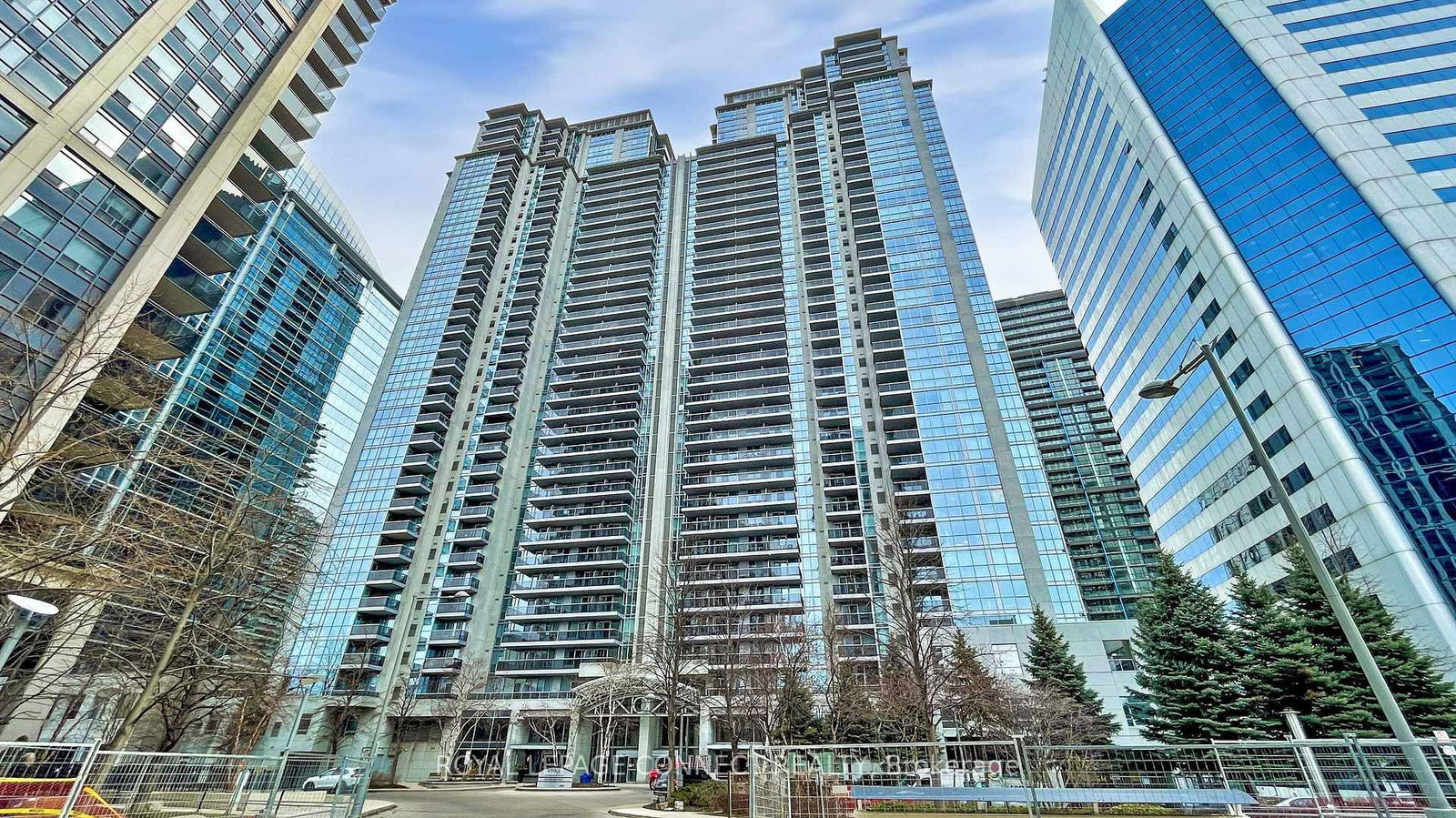 Condo for sale at 1103-4978 Yonge Street, Toronto, Lansing-Westgate, M2N 7G8 - MLS: C12023261