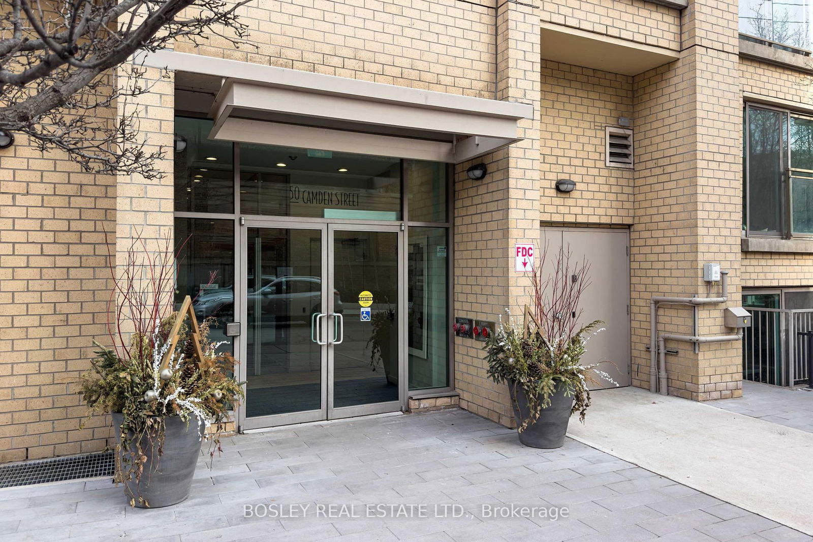 Condo for sale at 605-50 Camden Street, Toronto, Waterfront Communities C1, M5V 3N1 - MLS: C12023613