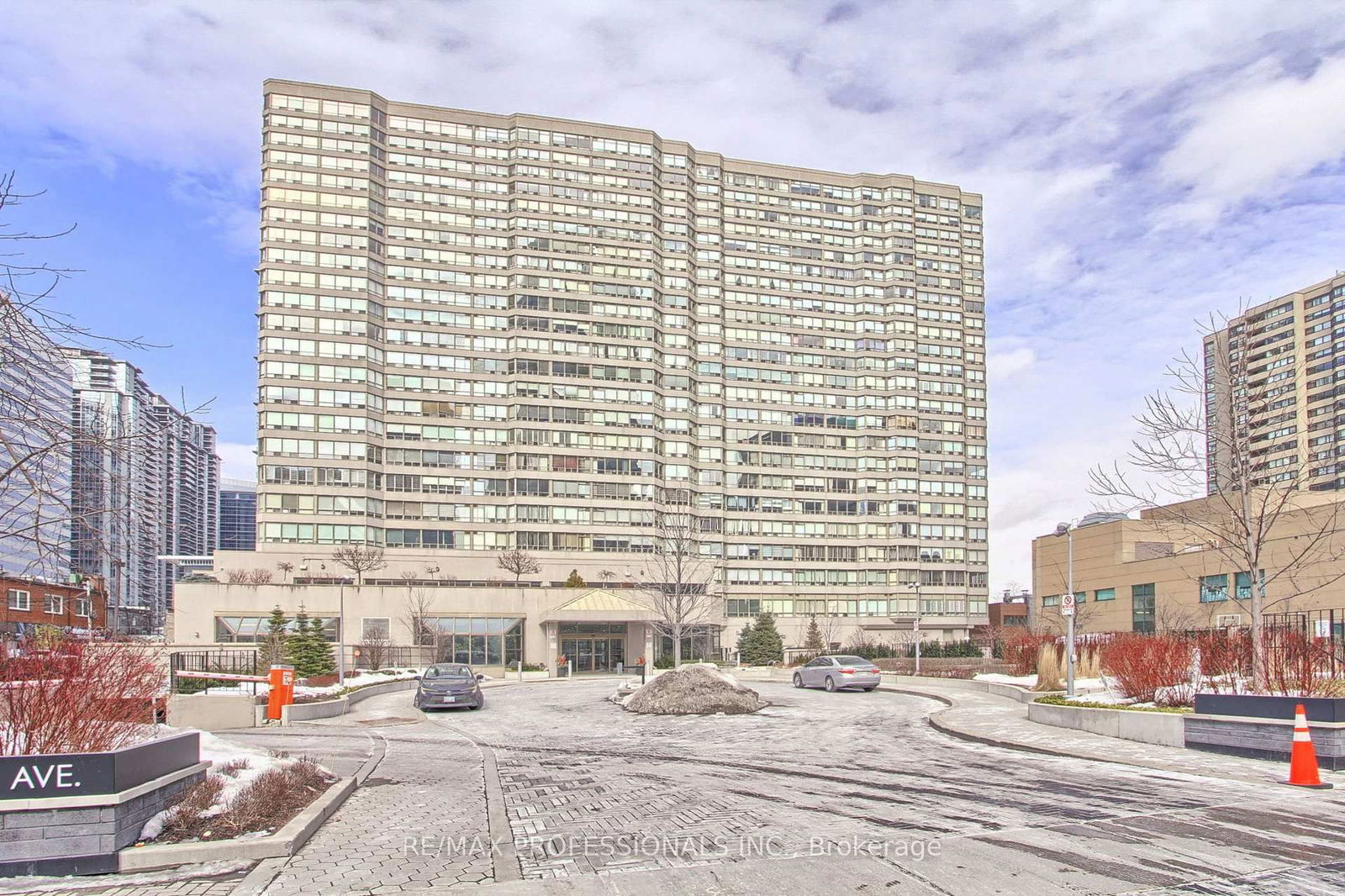 Condo for sale at 409-30 Greenfield Avenue, Toronto, Willowdale East, M2N 6N3 - MLS: C12023871