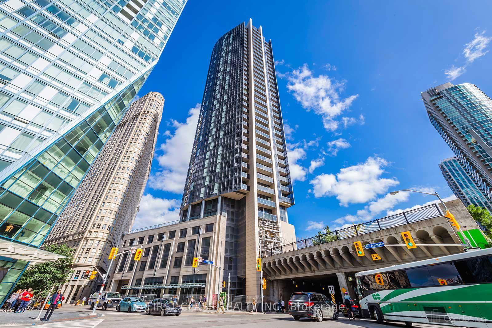 Condo for sale at 3209-1 The Esplanade N/A, Toronto, Waterfront Communities C8, M5E 0A8 - MLS: C12024041