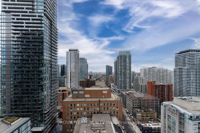 Unit 1910 — 8 Eglinton Ave, Toronto - Mount Pleasant West image-0-4