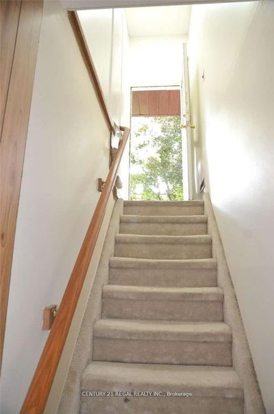 Unit Basemnt — 60 Saddletree Dr, Toronto - Bayview Woods-Steeles image-0-4