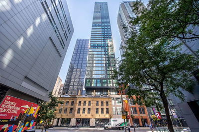 Unit 4205 — 327 King St, Toronto - Waterfront Communities C1 image-0-1