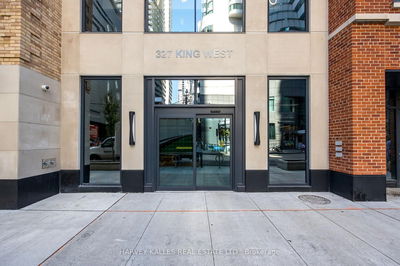 Unit 4205 — 327 King St, Toronto - Waterfront Communities C1 image-0-4