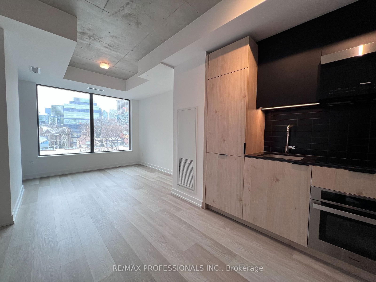 Condo for lease at 333-28 Eastern Avenue, Toronto, Moss Park, M5A 1H5 - MLS: C12024938