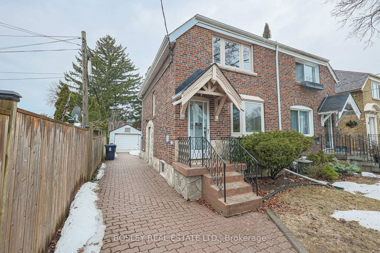 Semi-Detached House for sale at 2 Glenbrae Avenue, Toronto, Leaside, M4G 3R5 - MLS: C12025156