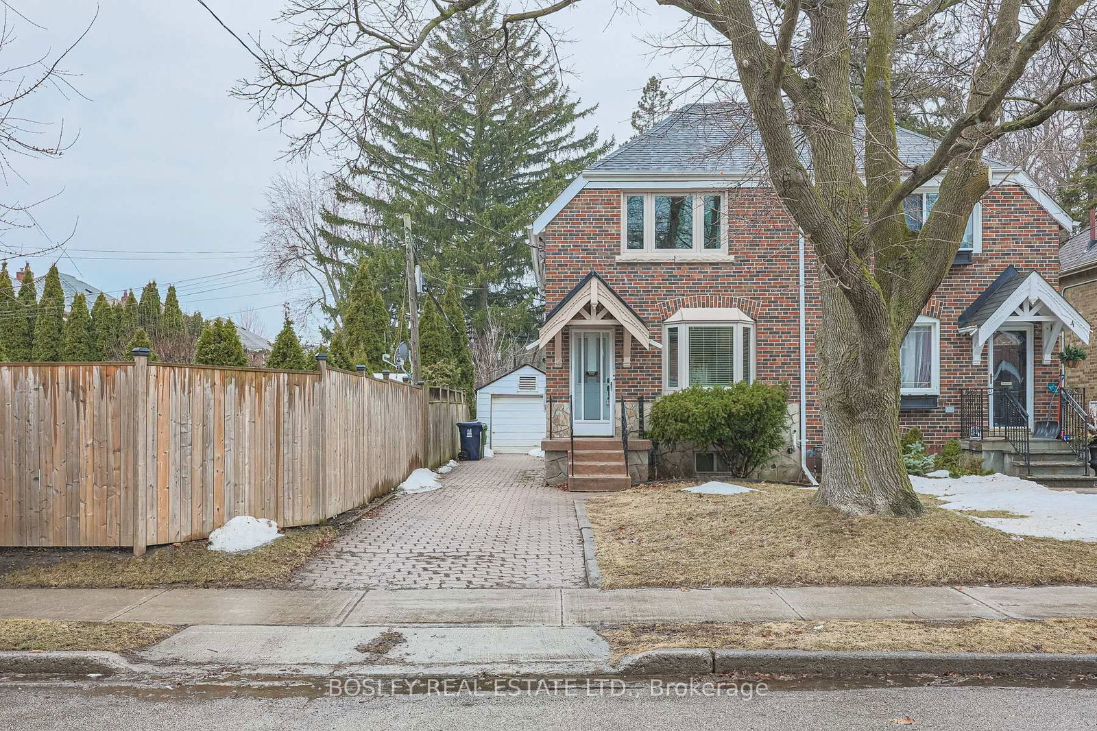 Semi-Detached House for sale at 2 Glenbrae Avenue, Toronto, Leaside, M4G 3R5 - MLS: C12025156