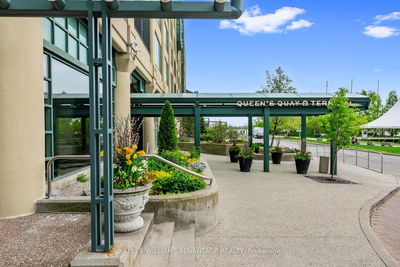 Unit 905/906 — 211 Queens Quay, Toronto - Waterfront Communities C1 image-0-1