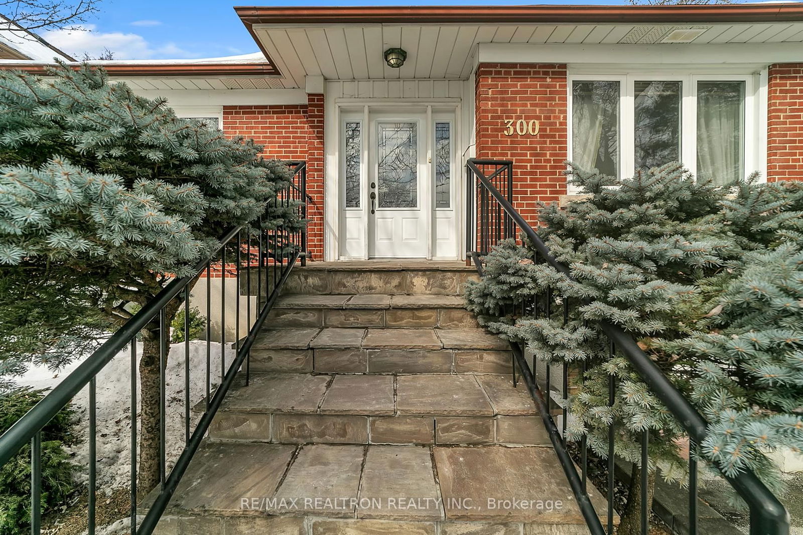 Detached House for sale at 300 Spring Garden Avenue, Toronto, Willowdale East, M2N 3H3 - MLS: C12026346