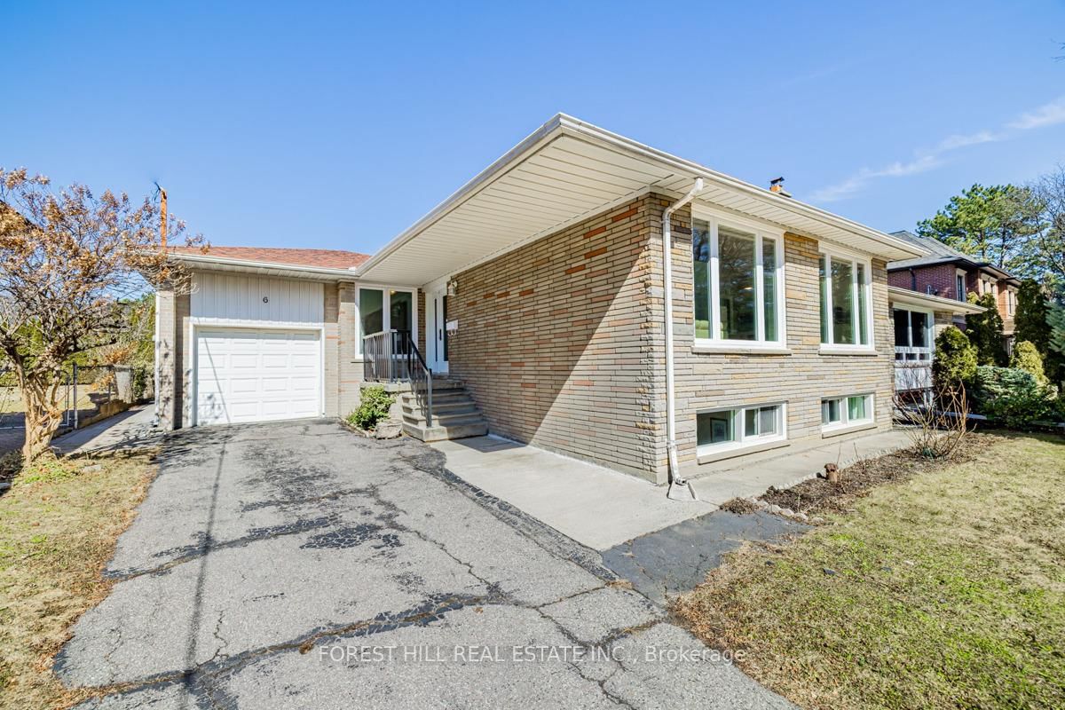 Detached House for sale at 6 Arrowstook Road, Toronto, Bayview Village, M2K 1J9 - MLS: C12026359