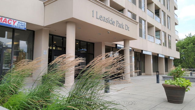 417 - 1 Leaside Park Drive