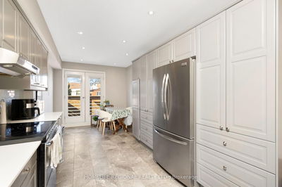 204 Roxton Rd, Toronto - Trinity-Bellwoods image-0-4