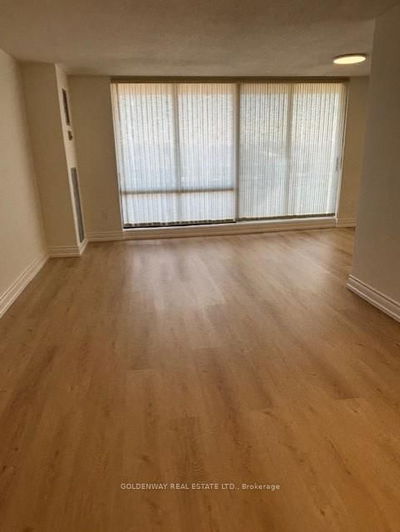 Unit 910 — 177 Linus Rd, Toronto - Don Valley Village image-0-2